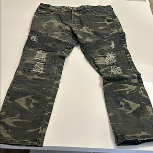Men's Camouflage Distressed Pants 34x30